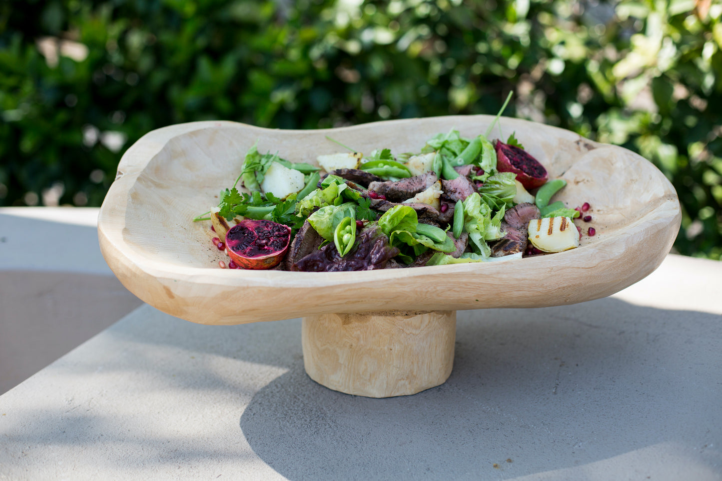BOWL WITH LEG