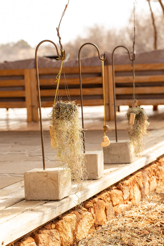 CONCRETE BLOCK STAND