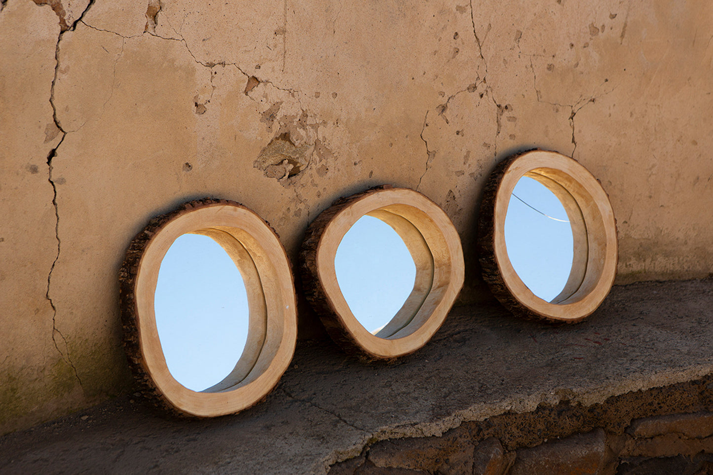MIRRORS IN WOOD FRAME